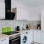 Apartman Sarah *