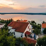 Sarah Apartman Klimno