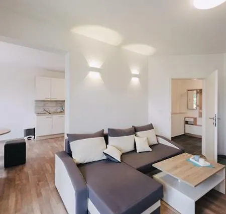 Apartman Sarah *